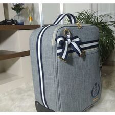 Mamãe e Bebê Mala Maternidade em Linho