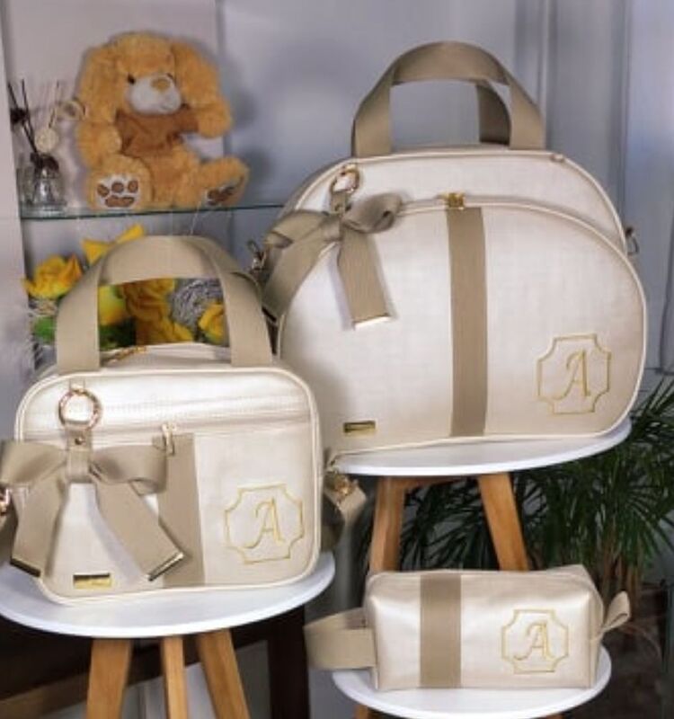 Bolsa de Bebê e Acessórios em Contagem